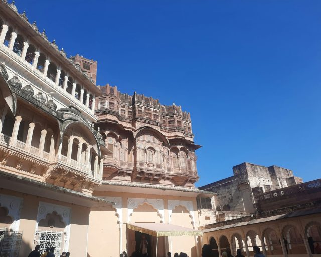 recyclops-ss-LdmtELmZnSw-unsplash